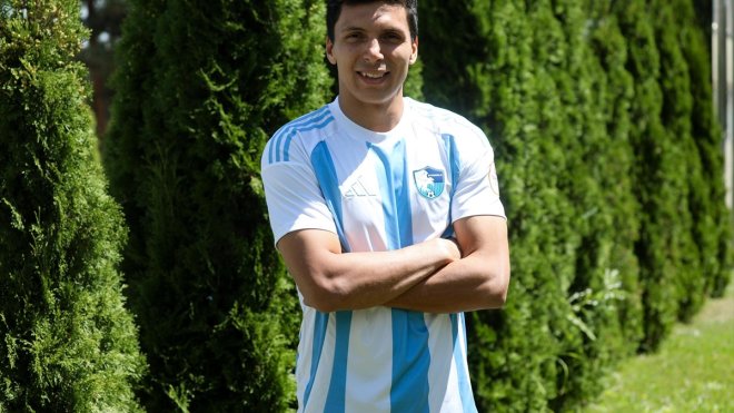 Erzurumspor FK, 4 futbolcuyu renklerine bağladı1