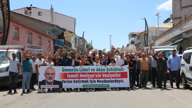 Karlıova'da Hamas Siyasi Büro Başkanı Heniyye için gıyabi cenaze namazı kılındı