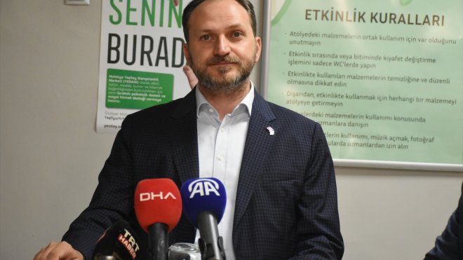 Yeşilay depremlerden etkilenen 11 ilde "bağımsızlık seferberliği" yürütüyor