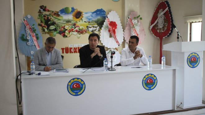 Muş'ta şeker pancarı üreticilerinin sorunları görüşüldü