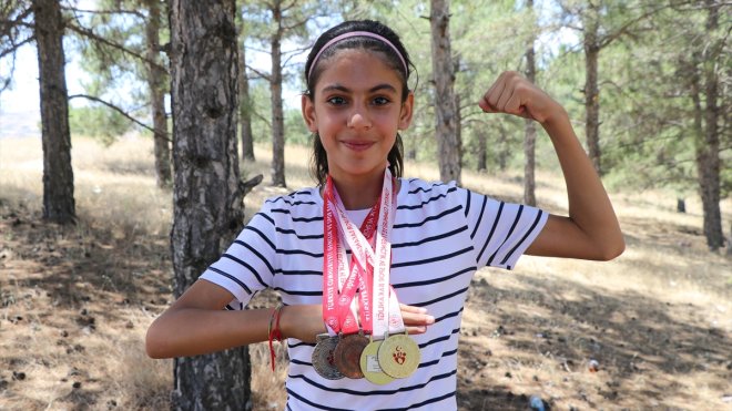 Yetenek taramasında keşfedilen şampiyon atlet Ebrar Gümüş yeni başarılar peşinde1