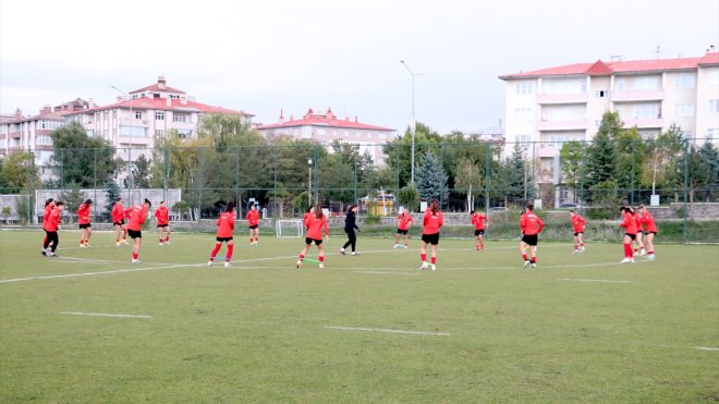 19 Yaş Altı Kadın Milli Futbol Takımı, Avrupa'da A Ligi'nde ilerlemek istiyor