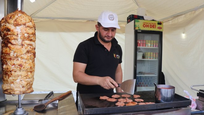 Elazığ'da "6. Geleneksel Salçalı Köfte ve Gastronomi Festivali" başladı