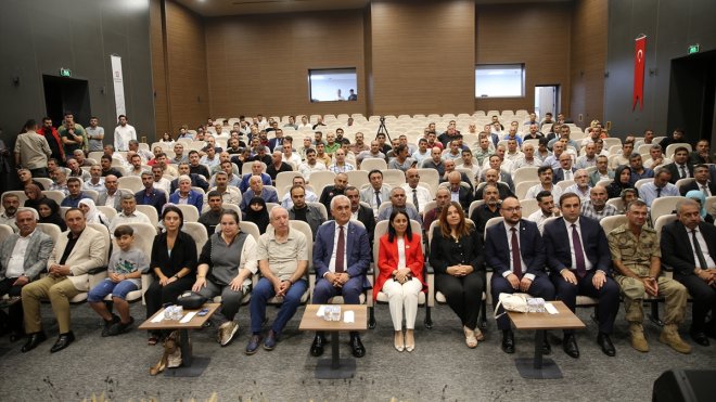 MUŞ - Sesler ve Yüzler filminin gösterimi yapıldı1