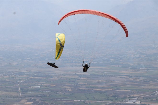 alınacak kayıt Paramotor altına sporcuları 12