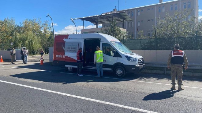 Erzurum'da 21 düzensiz göçmen yakalandı