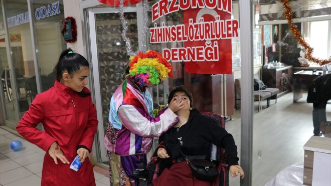 Erzurum'da zihinsel engelliler için etkinlik düzenlendi
