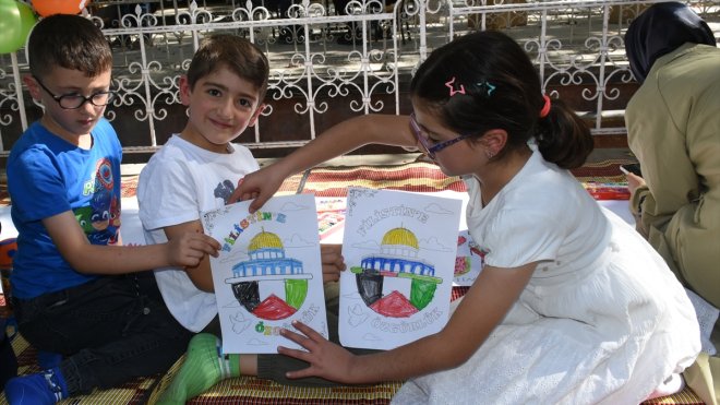Kahramanmaraş, Malatya ve Kilis'te çocuklar Filistin'e destek için resim çizdi
