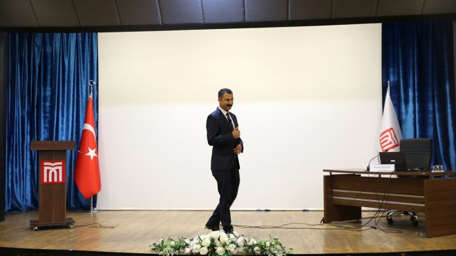 Muş'ta "Hukuk ve Basın" konulu seminer düzenlendi