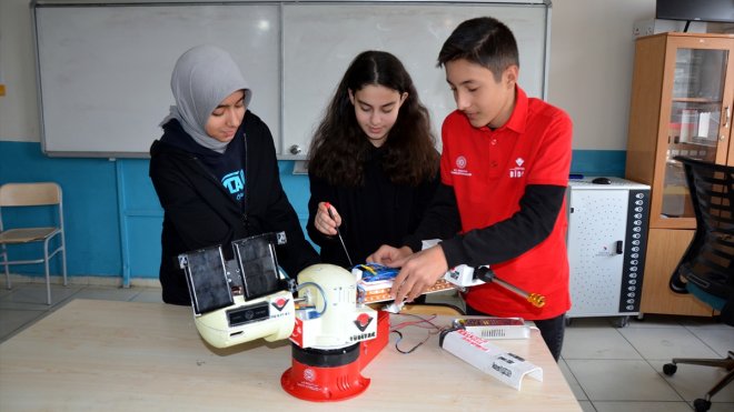 Muşlu öğrencilerin yapay zeka destekli "Ormangülü Yamyass" projesi Türkiye ikincisi oldu