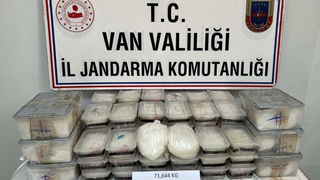 Van'da 71 kilo 629 gram uyuşturucu ele geçirildi