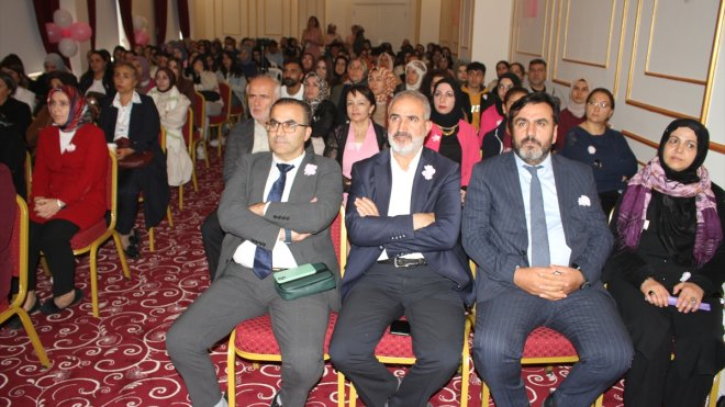 Van'da Meme Kanseri Farkındalık Semineri düzenlendi
