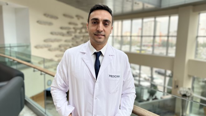 Yetişkinlerin yüzde 10'unda safra kesesi taşı görülüyor