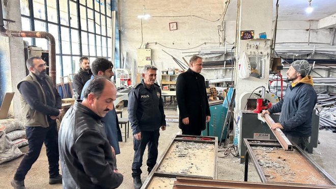 Bulanık Kaymakamı Koşansu esnafı ziyaret etti