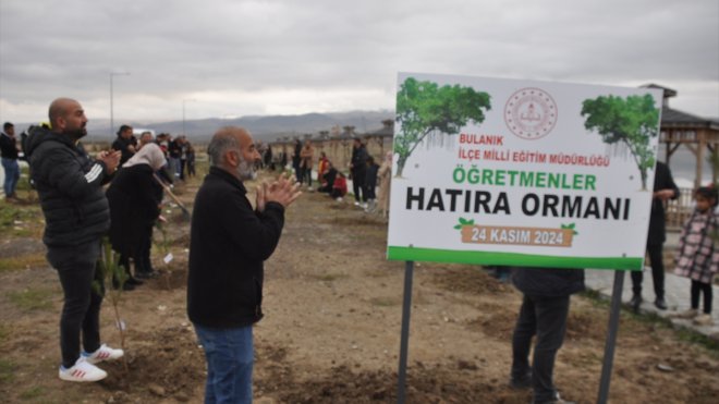 Bulanık'ta "Öğretmenler Hatıra Ormanı" oluşturuldu