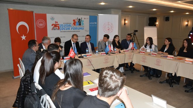 Erzurum'daki 25. Ulusal Çocuk Forumu'nda çocuk hakları konuşuldu