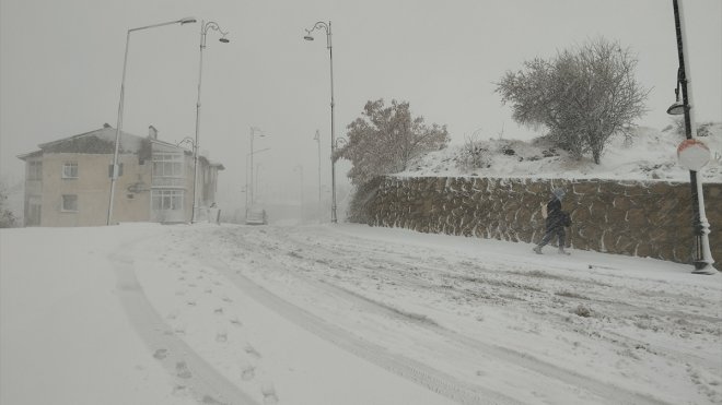 Malatya'da kar yağışı etkili oldu