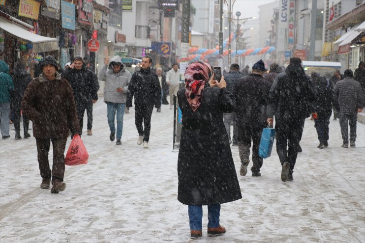 yağışıyla büründü yeniden Ağrı kar beyaza 2