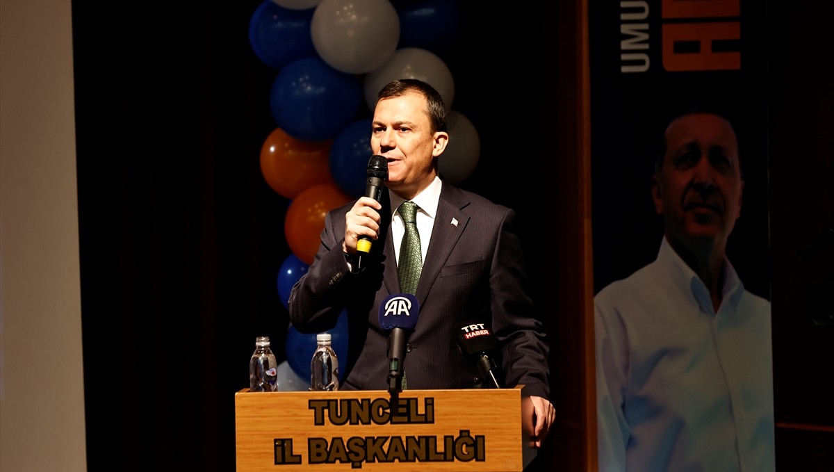 AK Parti'li Şahin, partisinin Tunceli 8. Olağan İl Kongresi'nde konuştu: