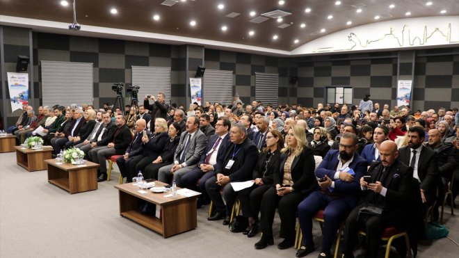 Elazığ'da "27. Uluslararası Hazar Şiir Akşamları" sona erdi