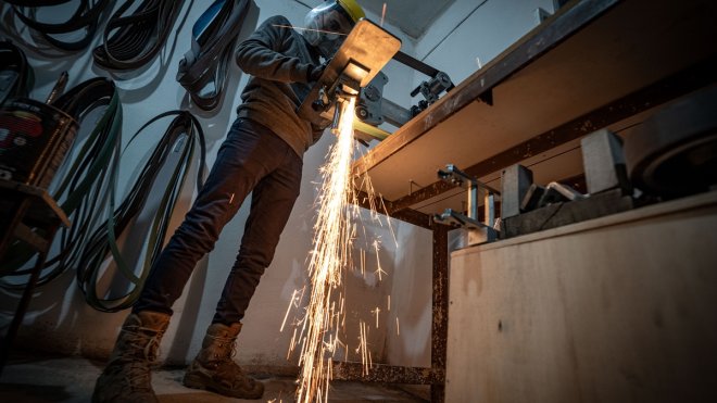 İnternetten öğrendiği bıçakçılık mesleği oldu, KOSGEB desteğiyle işini geliştirdi