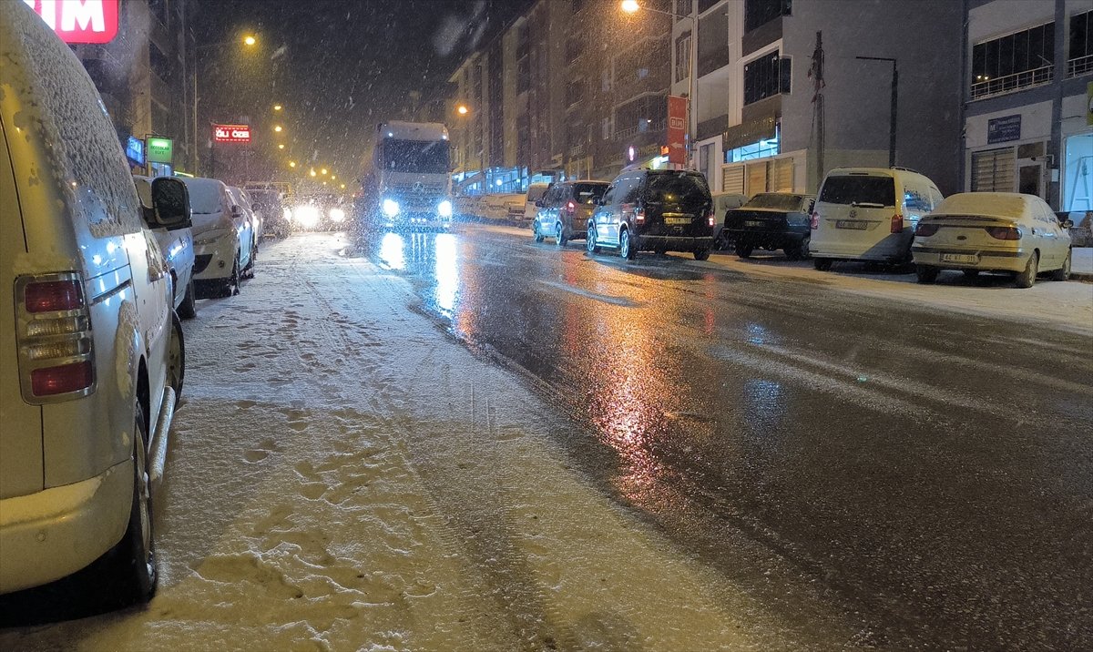 Malatya'da kar yağışı etkili oldu