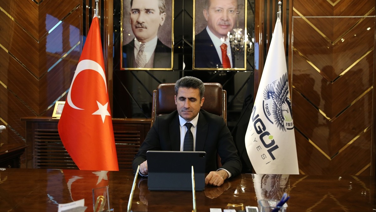 Bingöl Belediye Başkanı Arıkan, AA