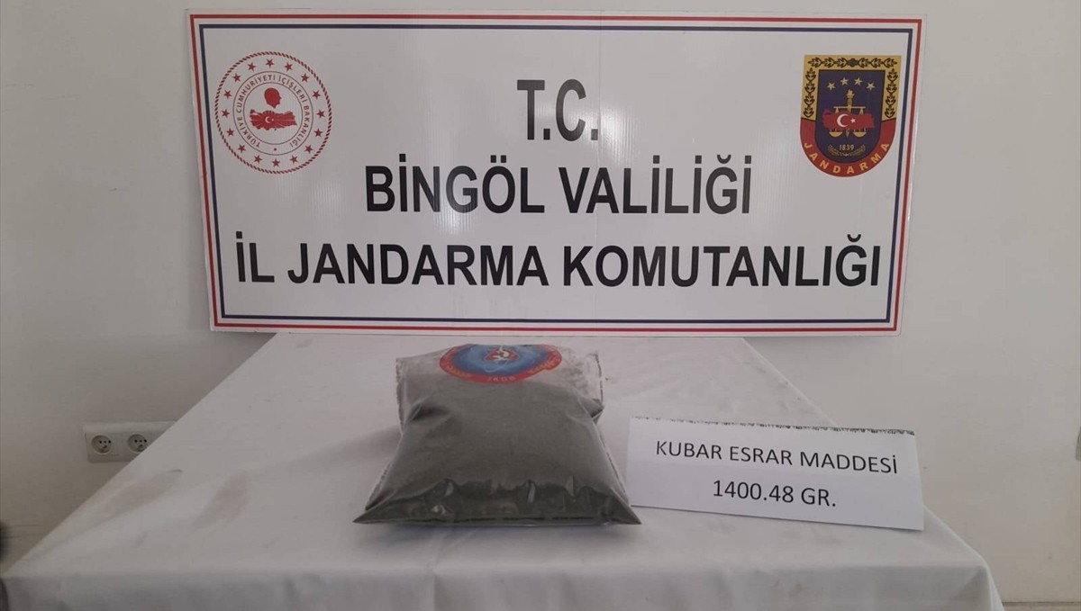 Bingöl'de 1 kilo 400 gram esrar ele geçirildi