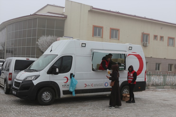 vatandaşlara çorba ikram edildi Doğubayazıt