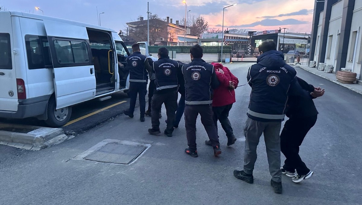 Erzincan’da insan kaçakçılığı iddiasıyla 4 kişi tutuklandı
