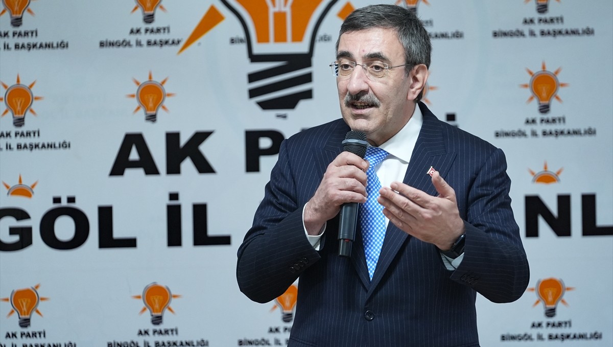 BİNGÖL - Cumhurbaşkanı Yardımcısı Yılmaz: (Enflasyon) İnşallah bu senenin sonlarına geldiğimizde artık 20
