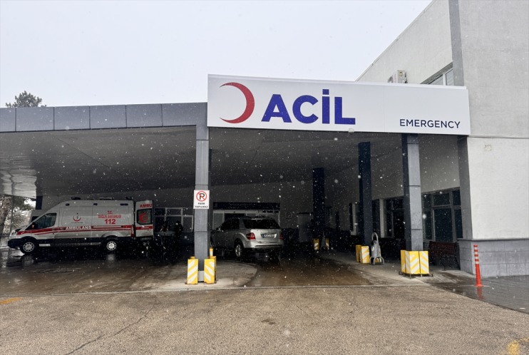 Erzurum'da karbonmonoksit gazından zehirlenen anne ile kızı tedaviye alındı