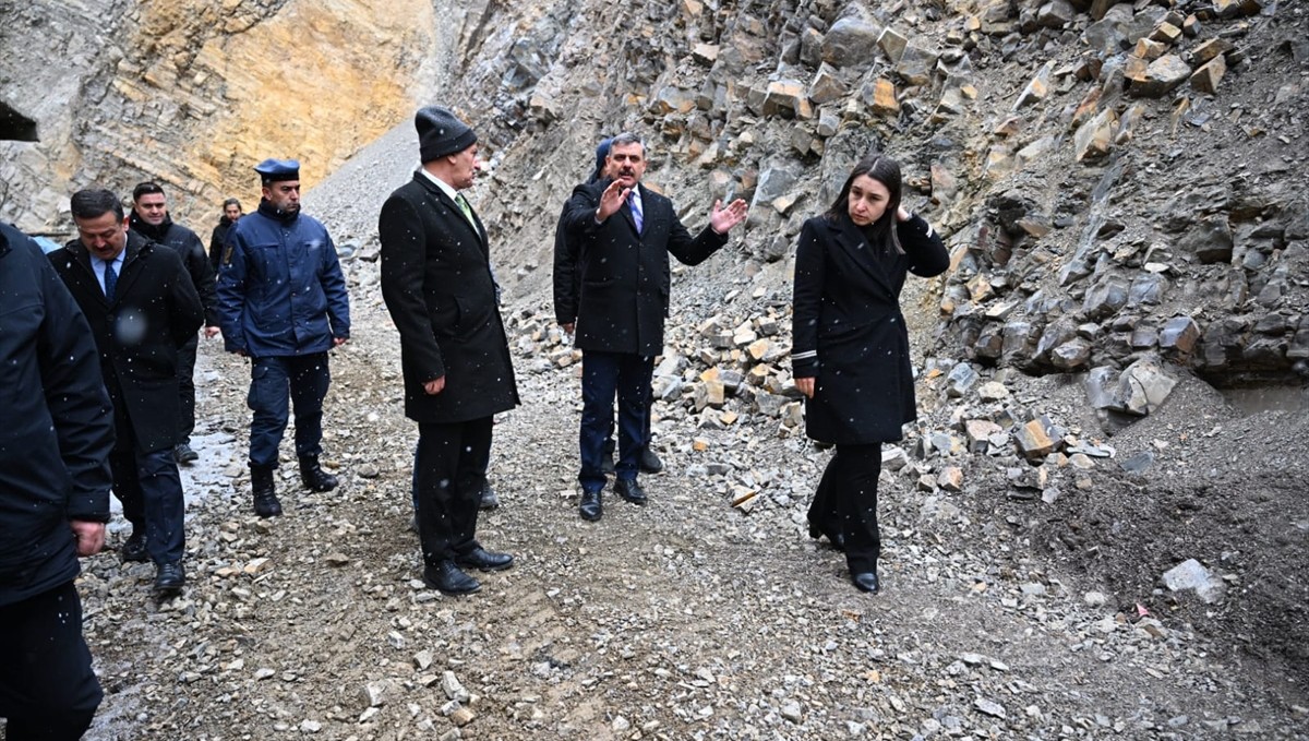 Erzurum'da heyelan yaşanan Çaybaşı'daki "kaya ıslah" çalışması tamamlandı