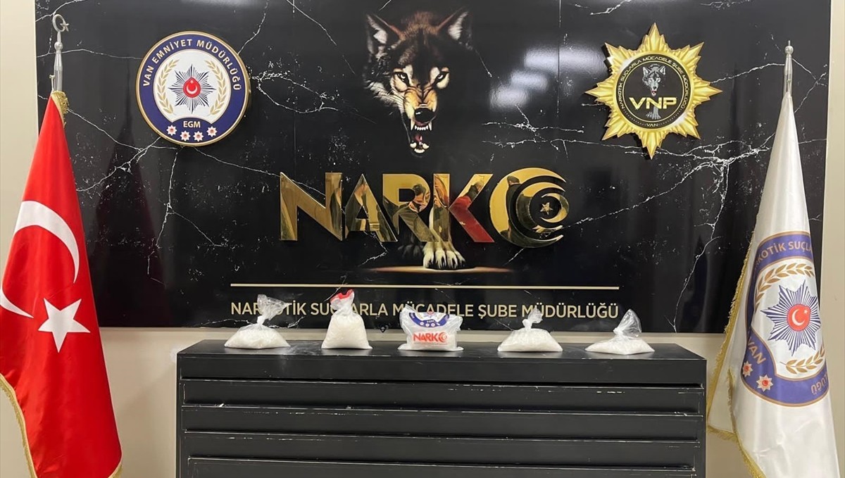 Van'da 7 kilo 415 gram sentetik uyuşturucu ele geçirildi