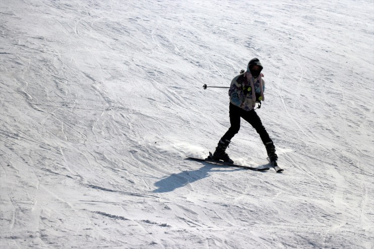 Spor Ağrı kayak dersinde öğreniyor hem öğrencileri hem Lisesi eğleniyor 8
