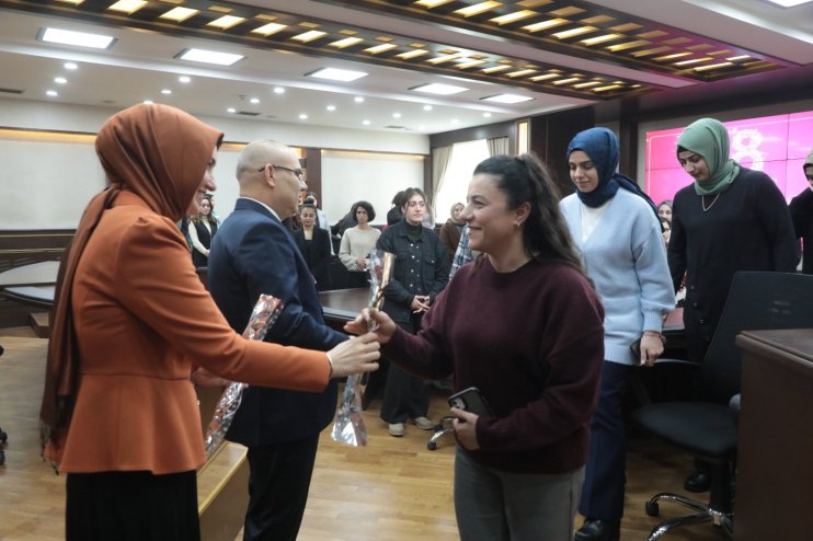 Ağrı Valisi Mustafa Koç ve eşi Neslihan Gül Koç