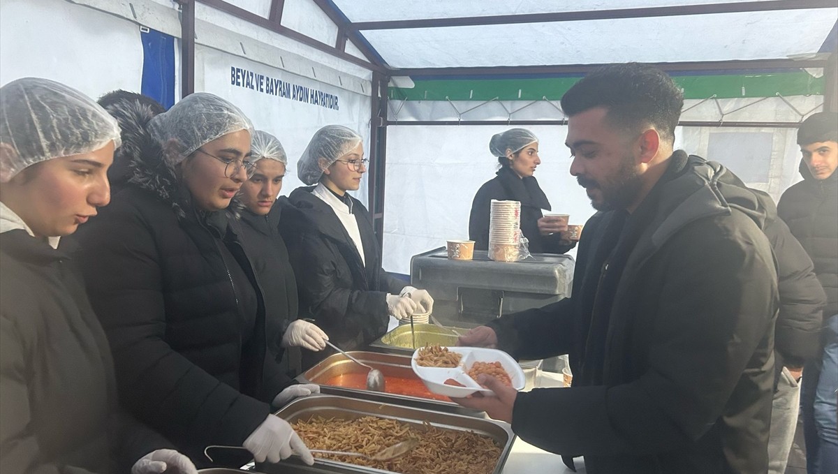 Ardahan'da iftar programı düzenlendi