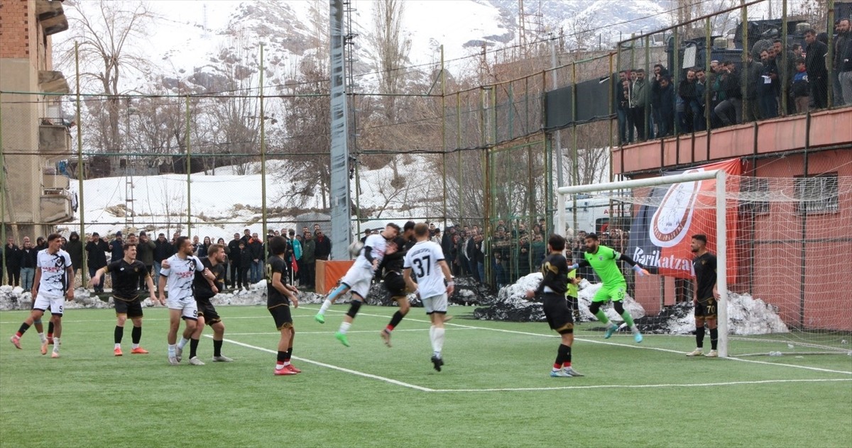 Hakkari Zapspor, Diyarbakırspor'u 2-1 yendi