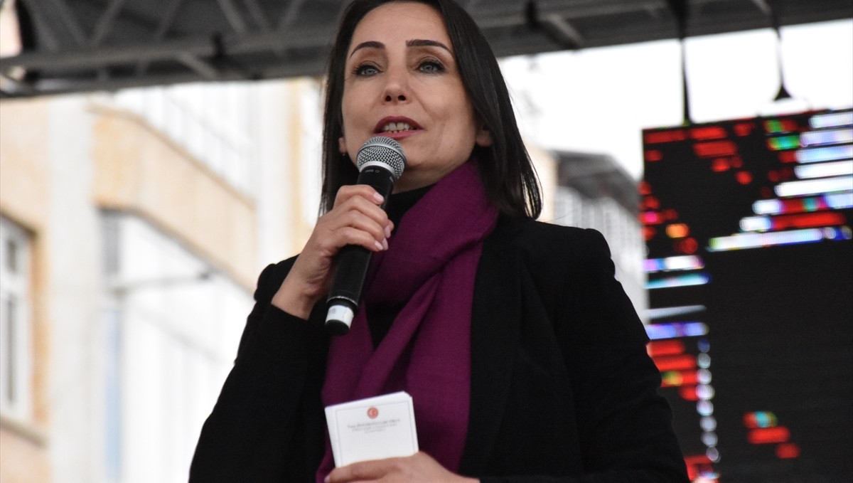 Van'da 8 Mart Dünya Kadınlar Günü mitingi düzenlendi