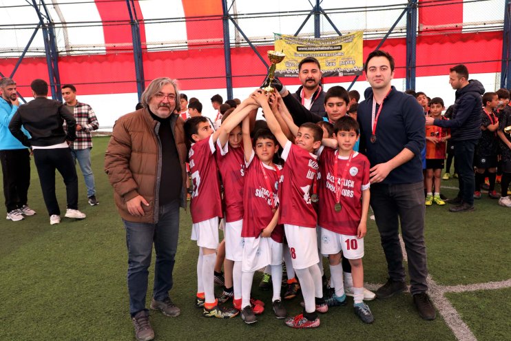 ağrı 23 nisan futbol3