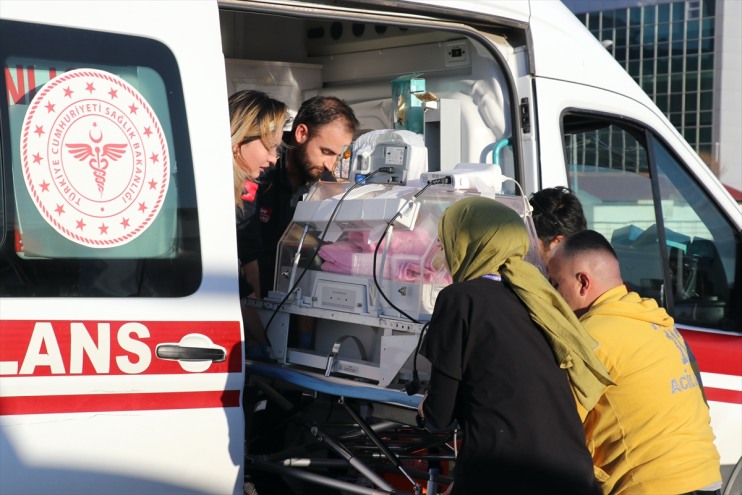 havalandı Ambulans - AĞRI rahatsızlığı olan 710 için helikopter bebek gramlık göz 4