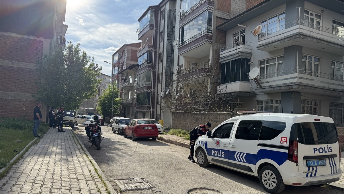 Elazığ'da bir kişi evinde ölü bulundu