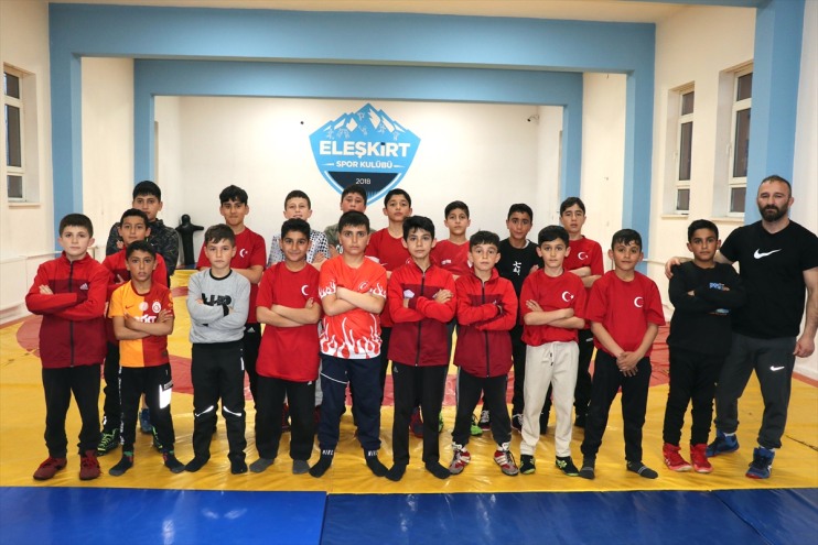 Taramayla hedefi Ağrılı uluslararası güreşçi seçilen çocukların başarı 5