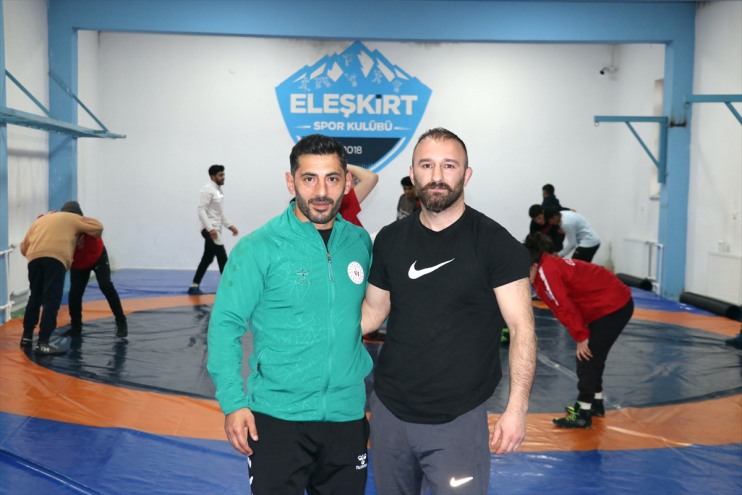 hedefi çocukların Taramayla başarı Ağrılı güreşçi uluslararası seçilen 6