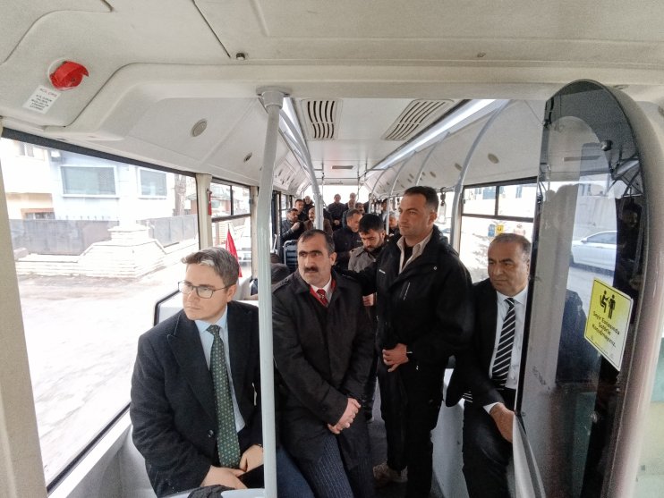 taşlıçay belediyesi hizmet aracı1