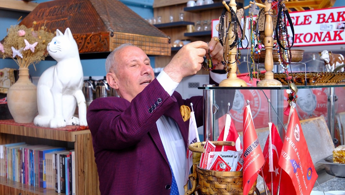 Van kahvaltısının tanıtım elçisi, yarım asırlık emeğini "Dünya Ahisi" ödülüyle taçlandırdı