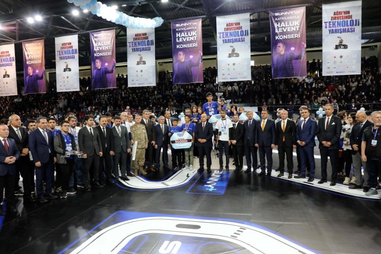 14 ilden gelen öğrenciler Ağrı