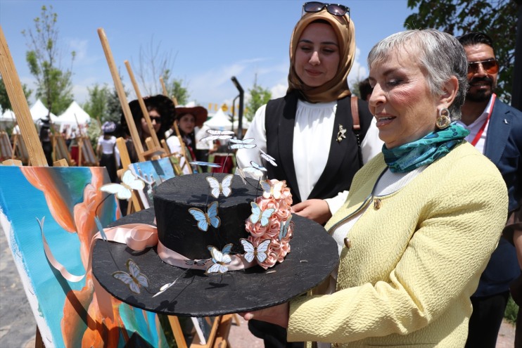 3 gün sürecek şenliği başladı Ağrı