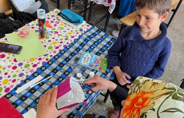 Aileler ve öğrenciler kuşlara yuva oldu6