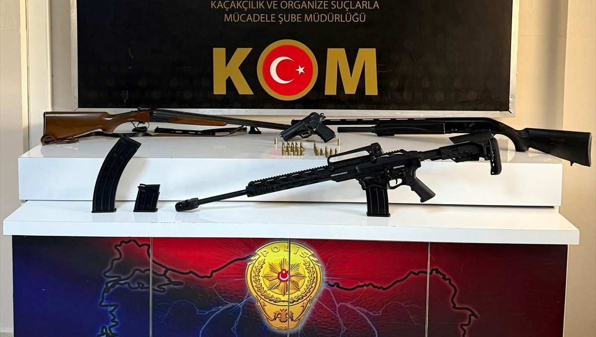 Erzincan'da sosyal medyada silah teşhiri yapanlar yakalandı